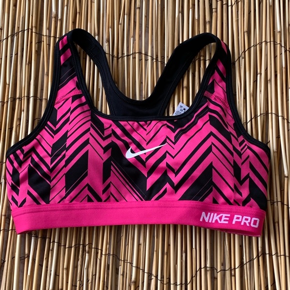 Nike Other - NIKE PRO PINK & BLACK SPORTS BRA NWOT Sz S